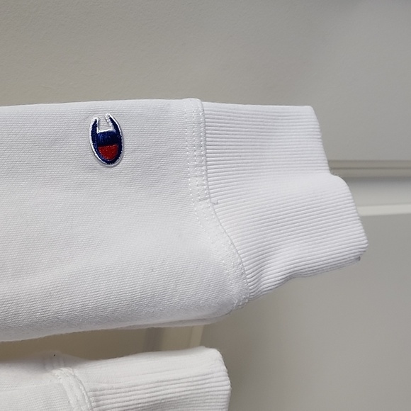 Men's white Champion hoodie - Picture 4 of 7